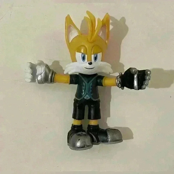 Sonic Prime New Yoke City Tails Nine‎ 3-Inch Mini Figure - Picture 1 of 5